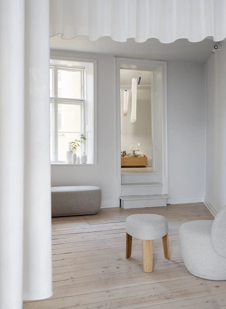 Kuon bänk, Boucla beige Blomus
