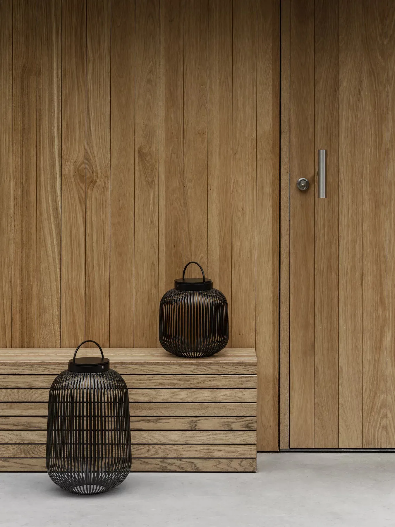 Lito LED-Lampa L, Svart blomus