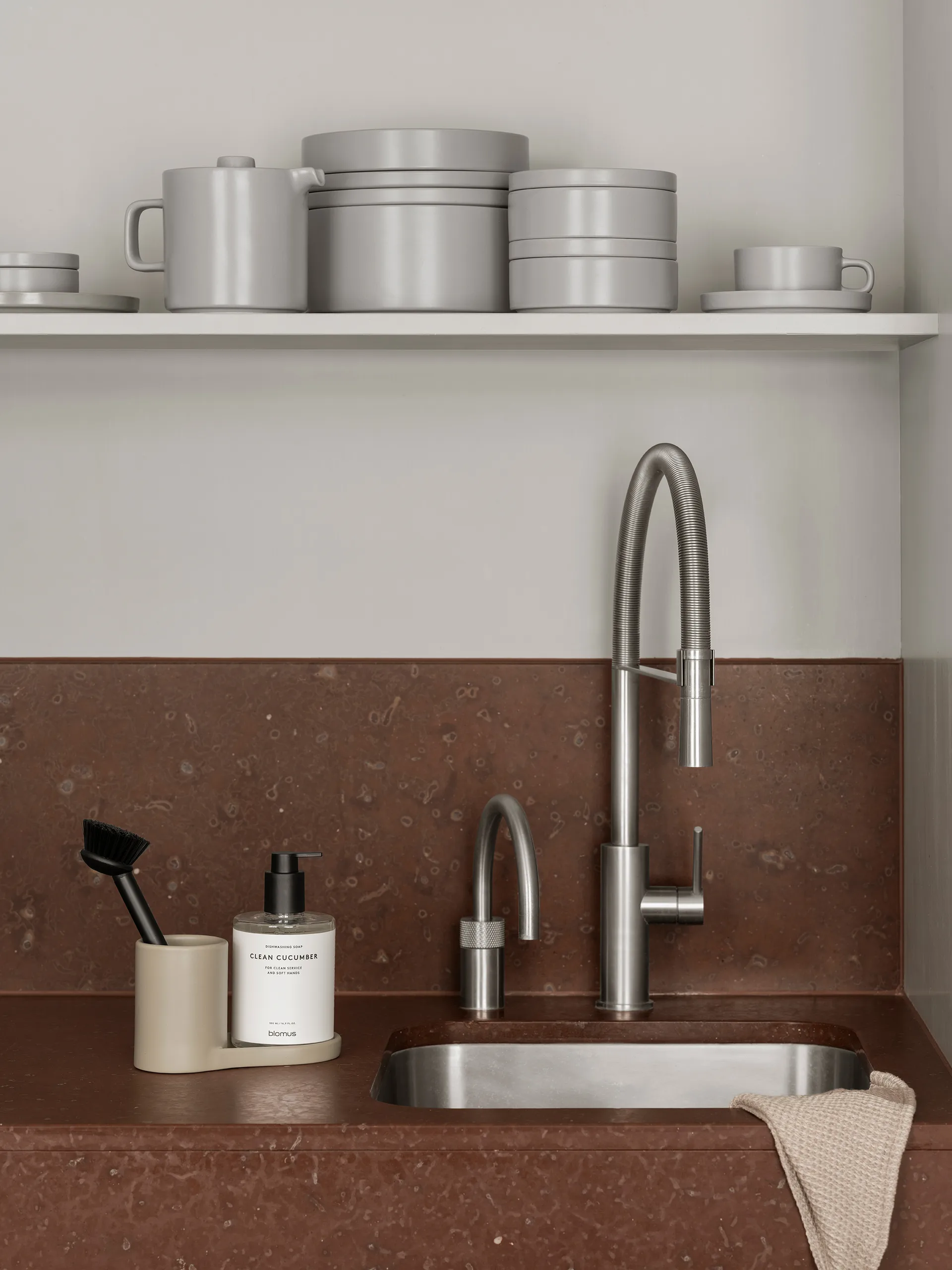 Piro diskborst- och tvålhållare, Nomad blomus