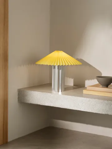 Taite bordslampa - Cream gold, Ø36,5x31 cm - blomus