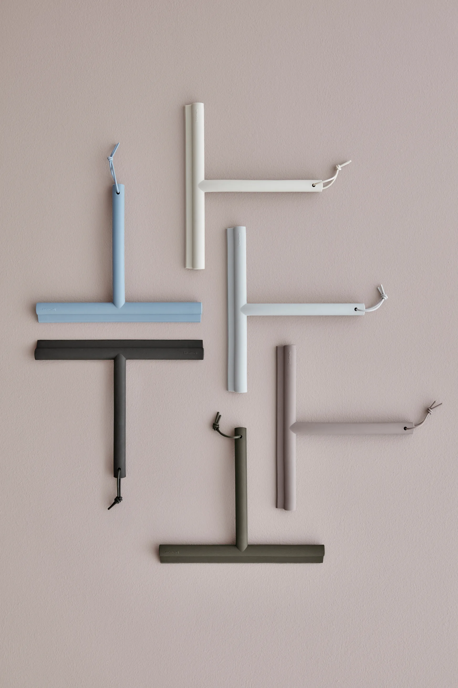 Vipo duschskrapa med krok, Magnet blomus