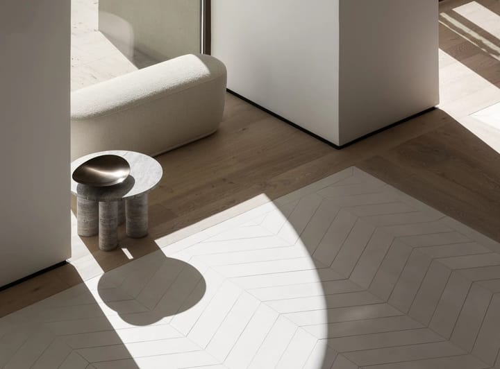 Volos sidobord S Ø52 cm, Silver Travertine Blomus