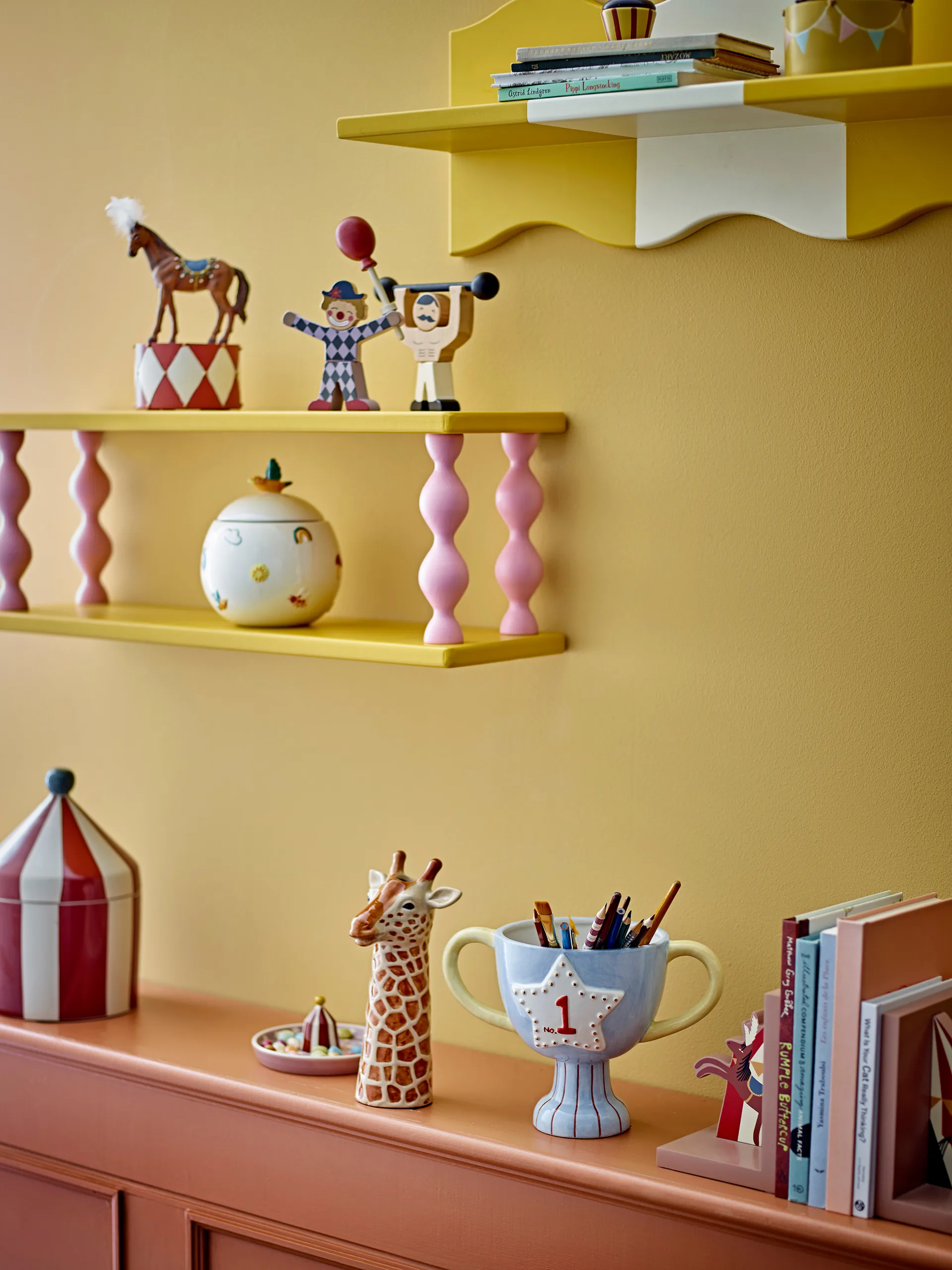 Bibiola hylla 60x21,5 cm, Gul Bloomingville