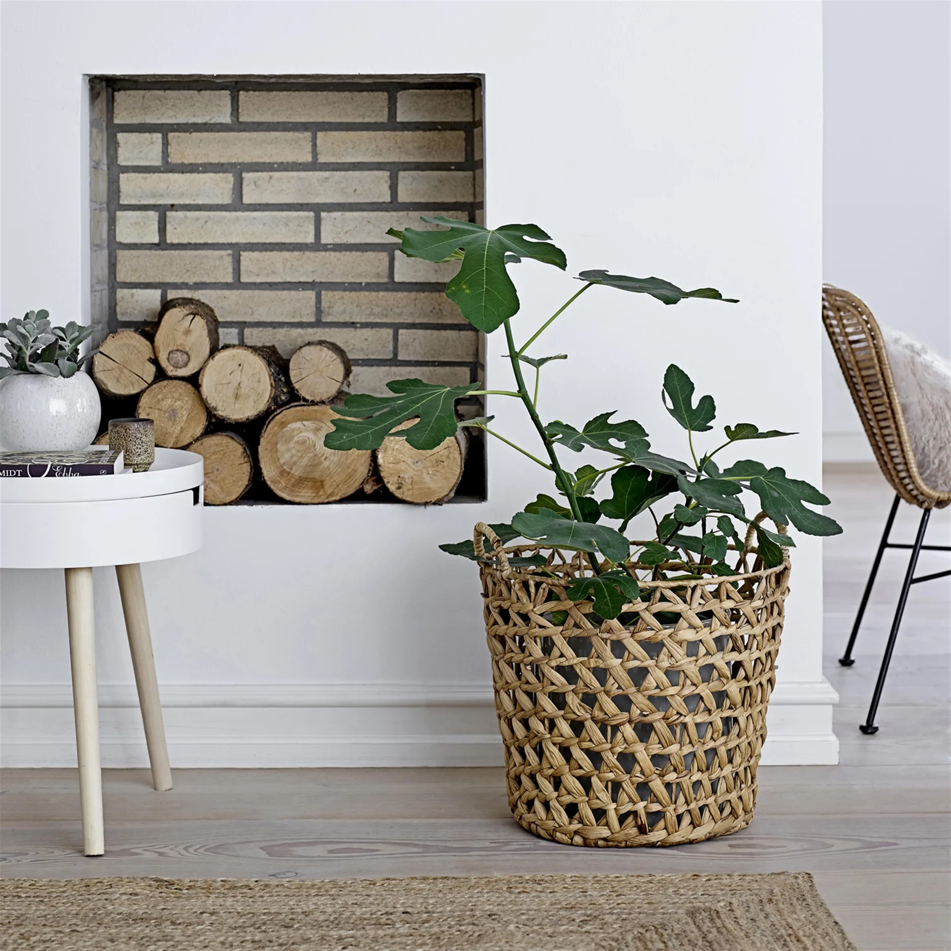 Bloomingville sidobord, vit-natur Bloomingville