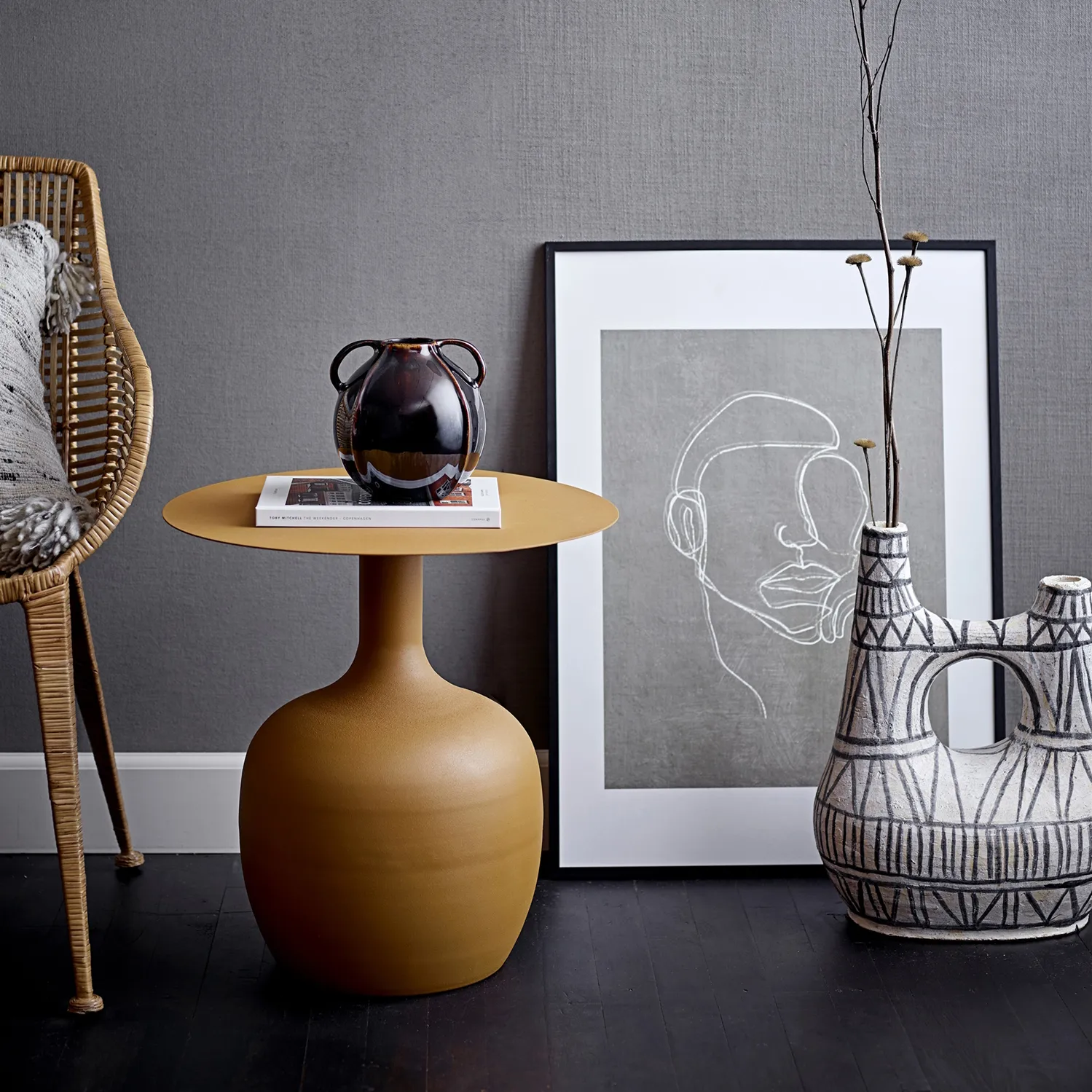 Bloomingville tavla med ansikte 52x72 cm, Svart ram Bloomingville