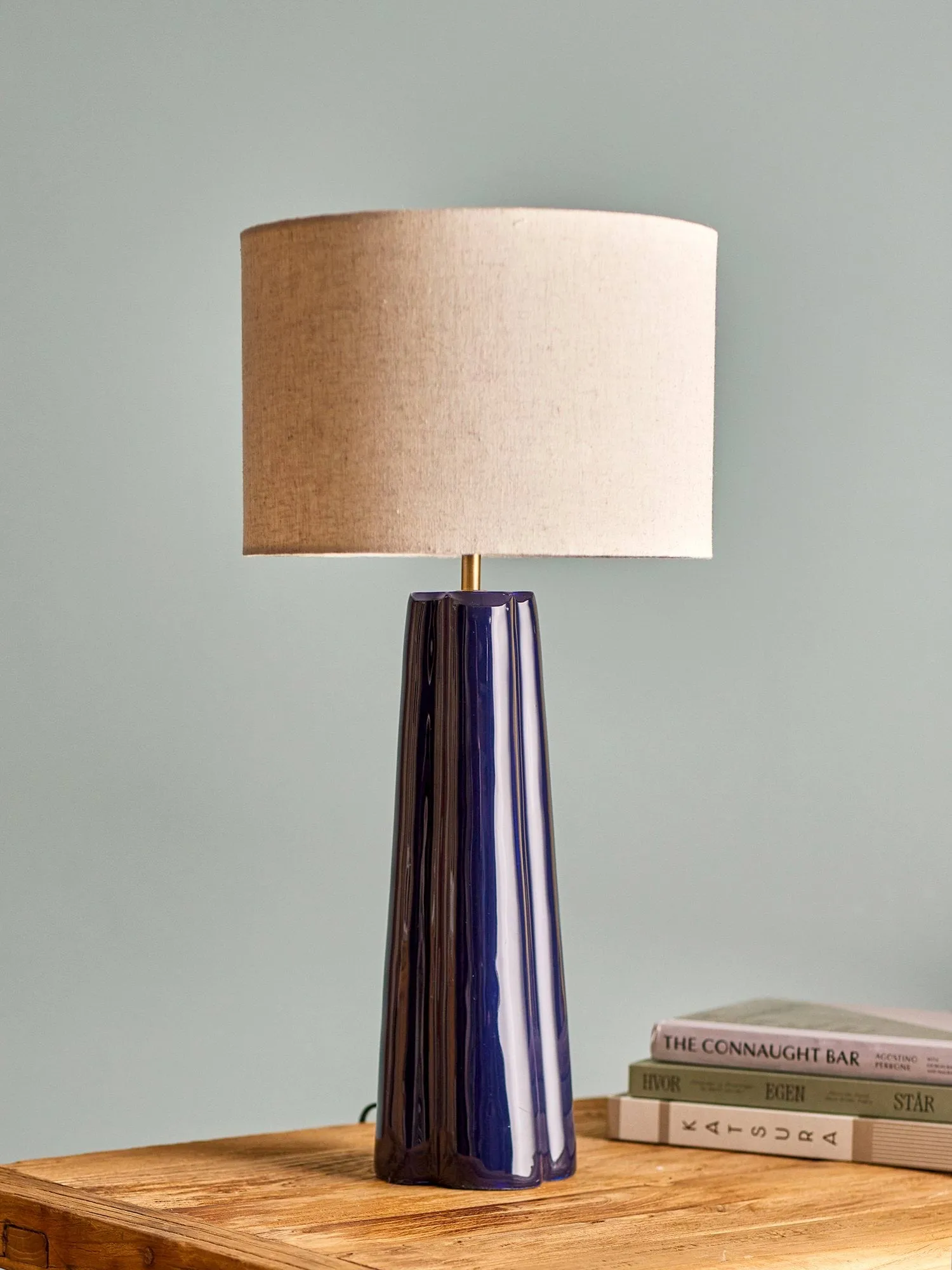 Cornelie bordslampa, Blue, Ø30 cm Bloomingville