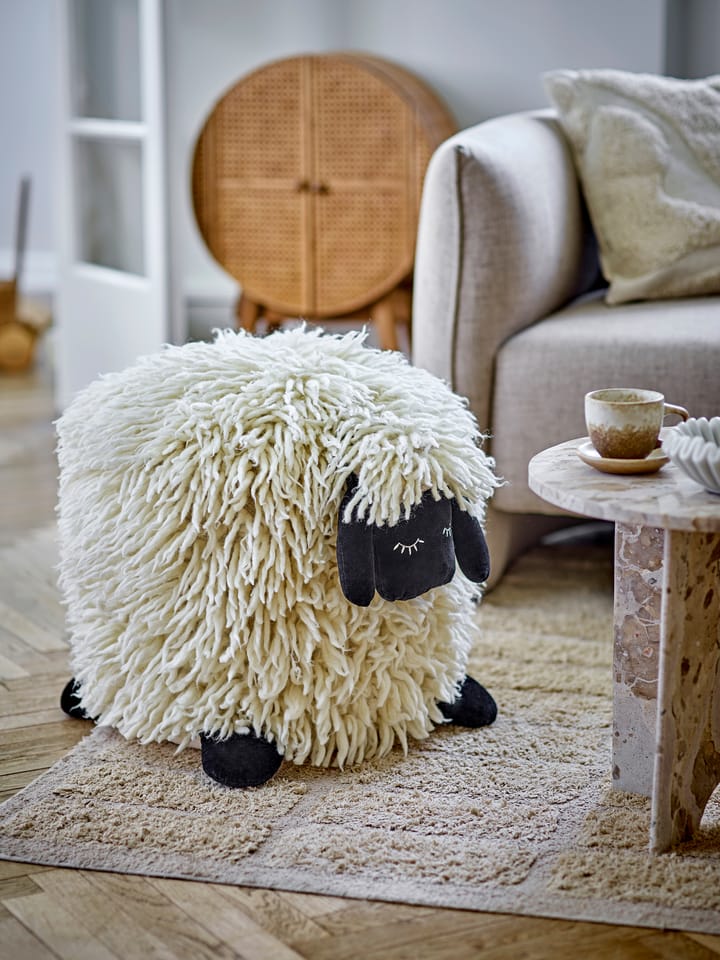 Dolly puff ull 50x45 cm, Vit Bloomingville