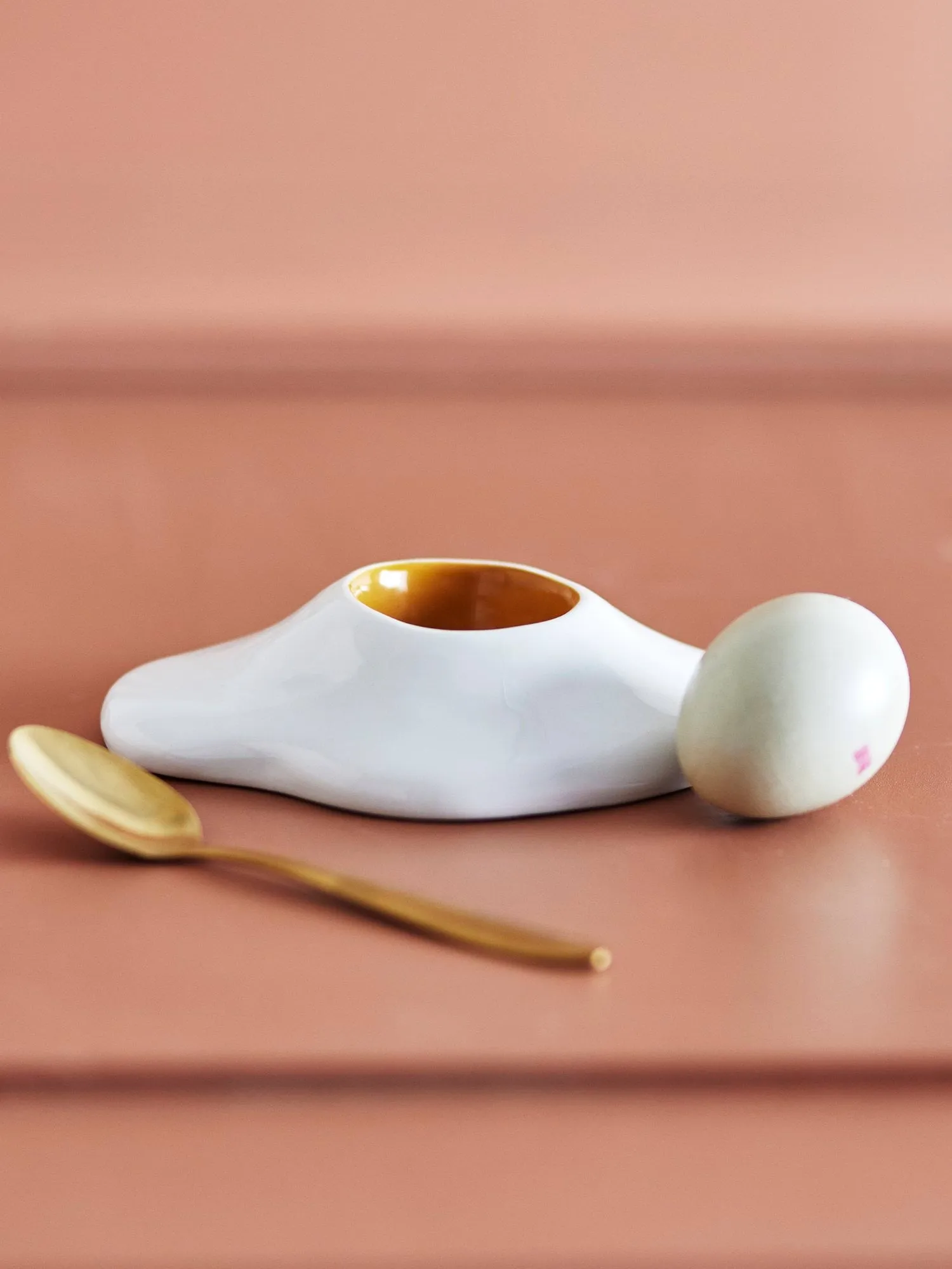 Eggert äggkopp, White Bloomingville