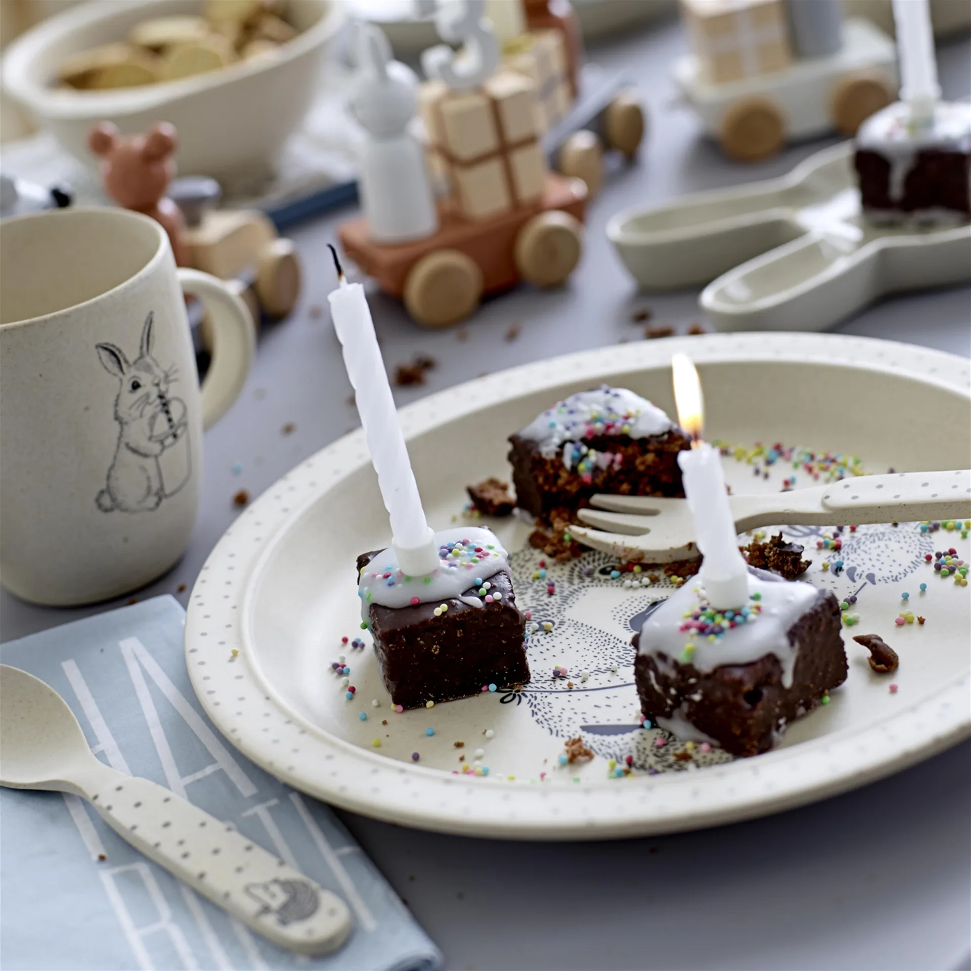 Födelsedagståg träleksak, multi Bloomingville