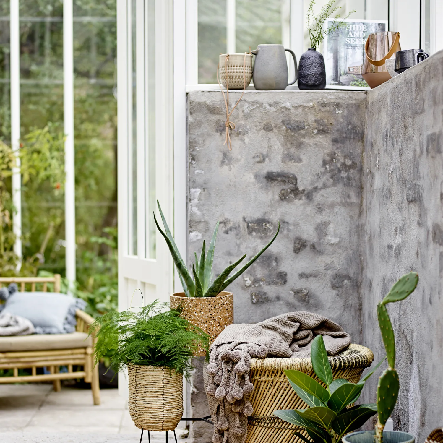 Kendra kanna, Grå Bloomingville