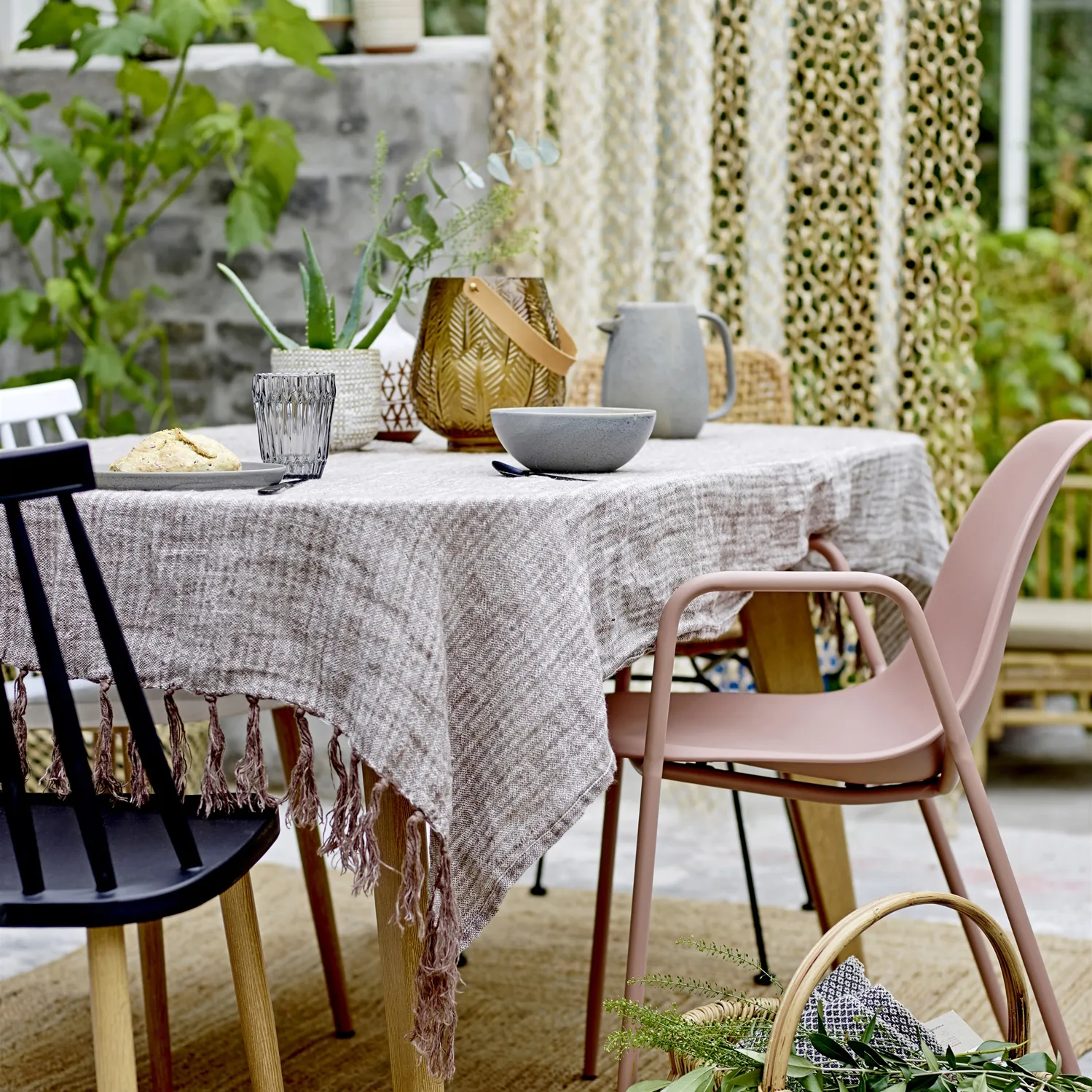 Kendra kanna, Grå Bloomingville