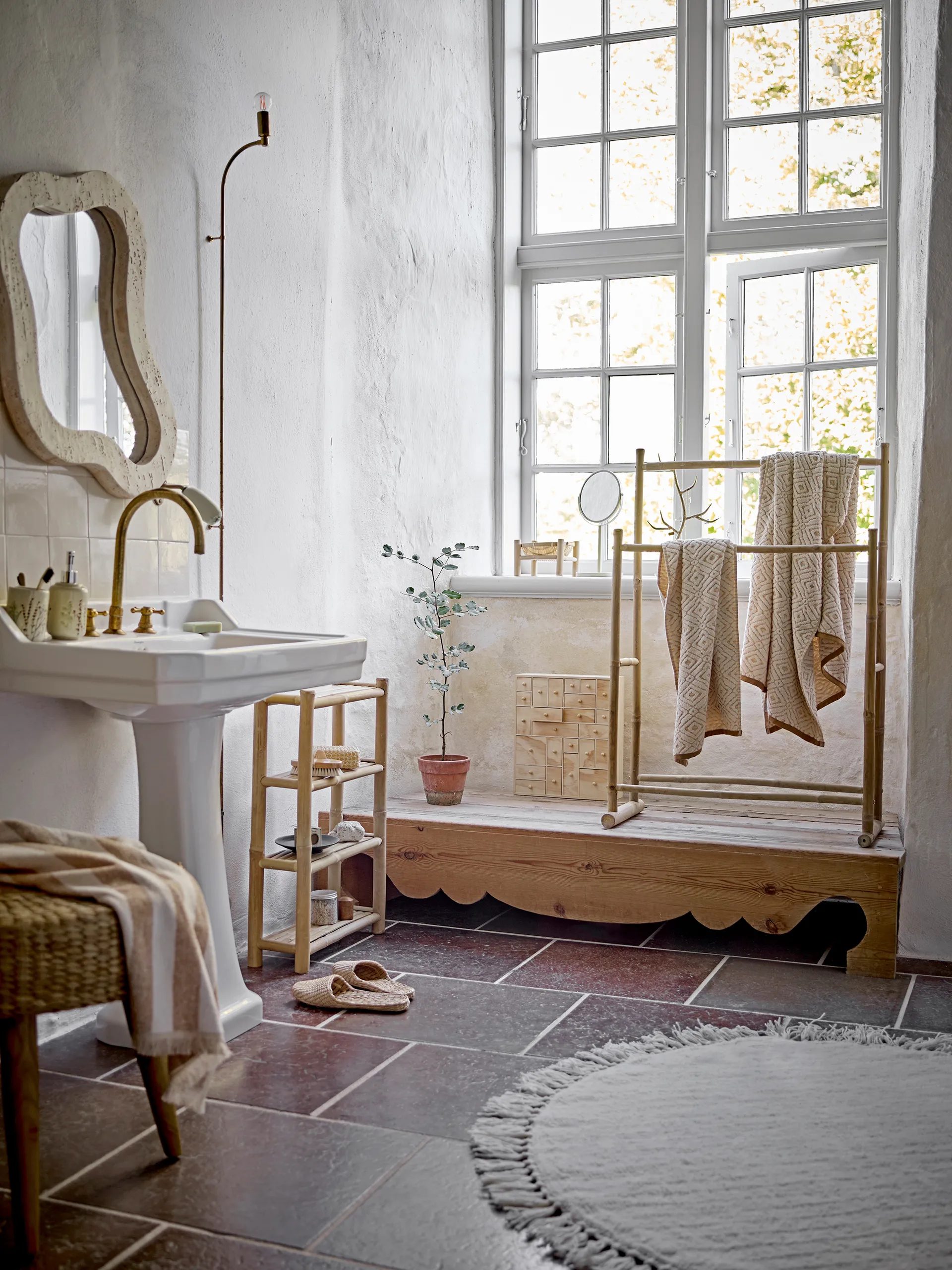 Meg väggspegel 61x76 cm, Natur Bloomingville