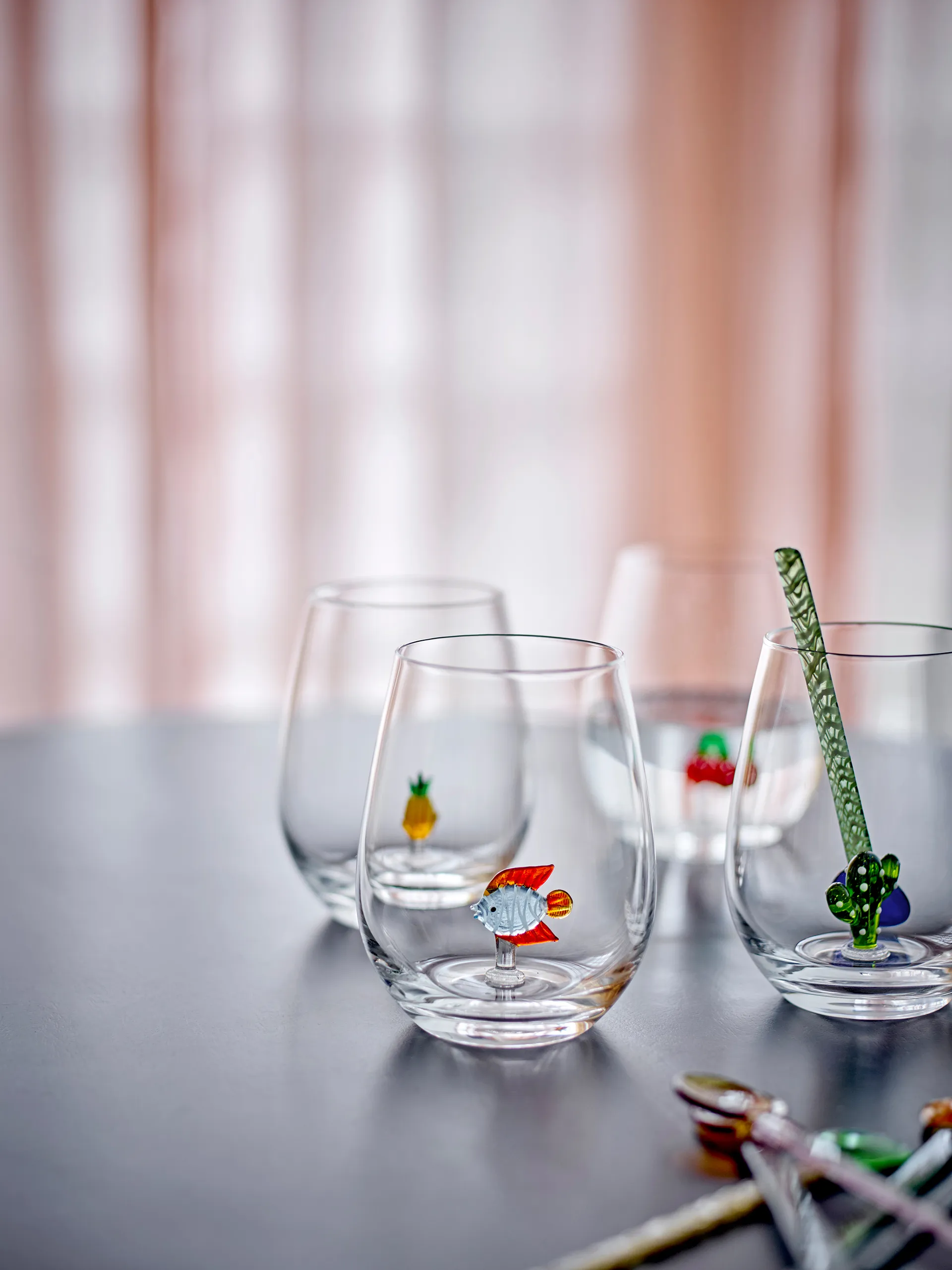 Misa dricksglas 56 cl, Clear-cherry Bloomingville