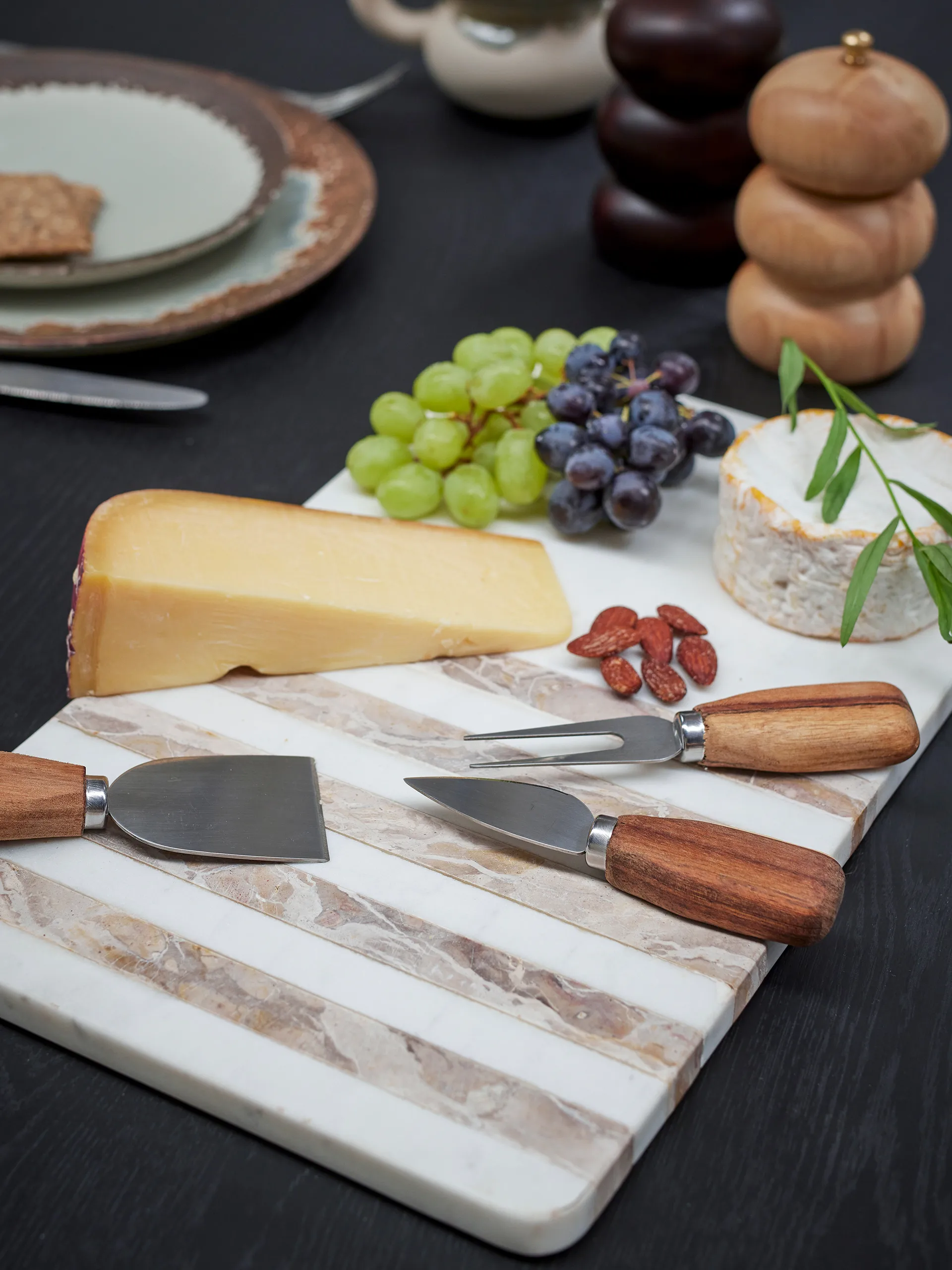 Novelle skärbräda marmor 38x22,5 cm, Vit Bloomingville