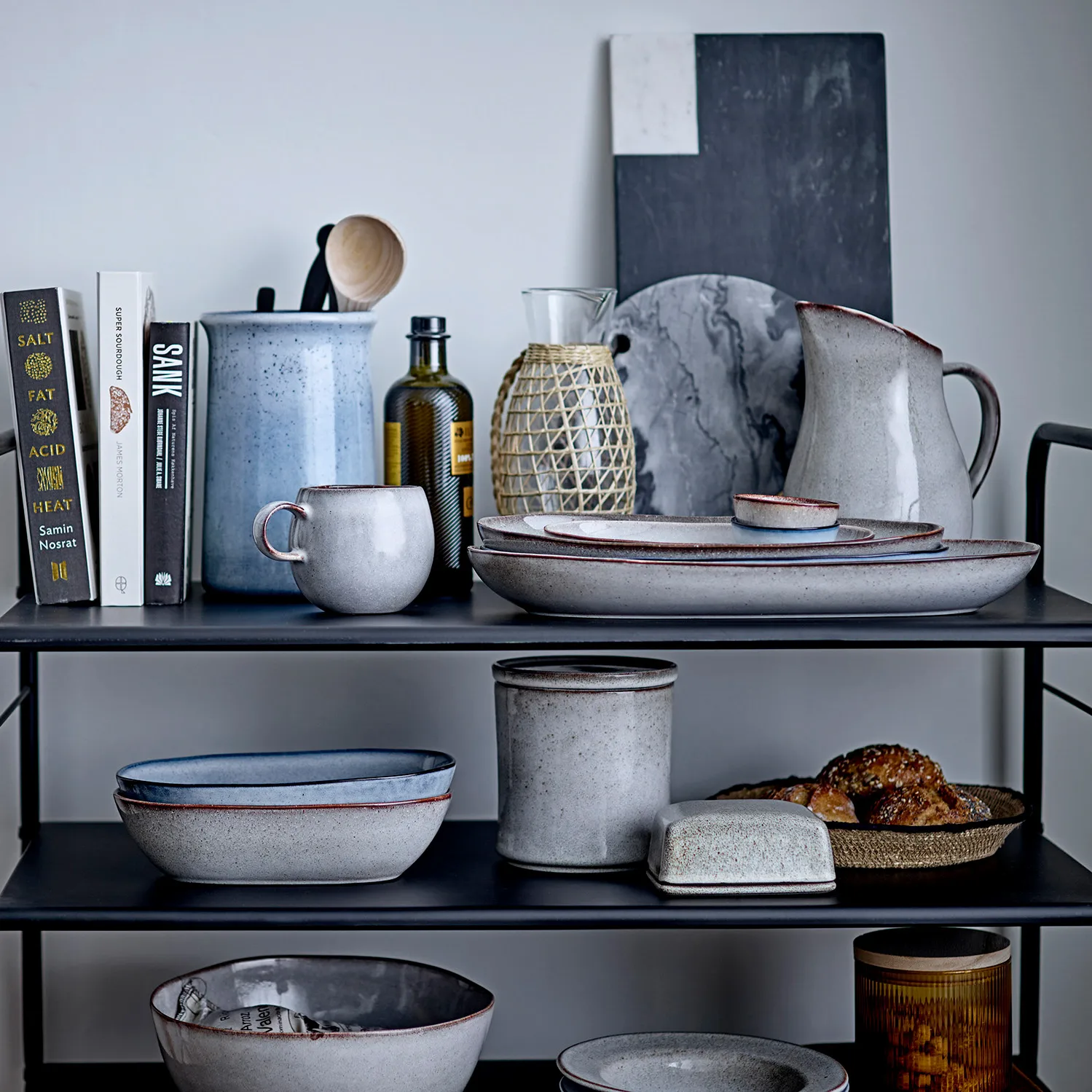 Sandrine smörask, Grå Bloomingville