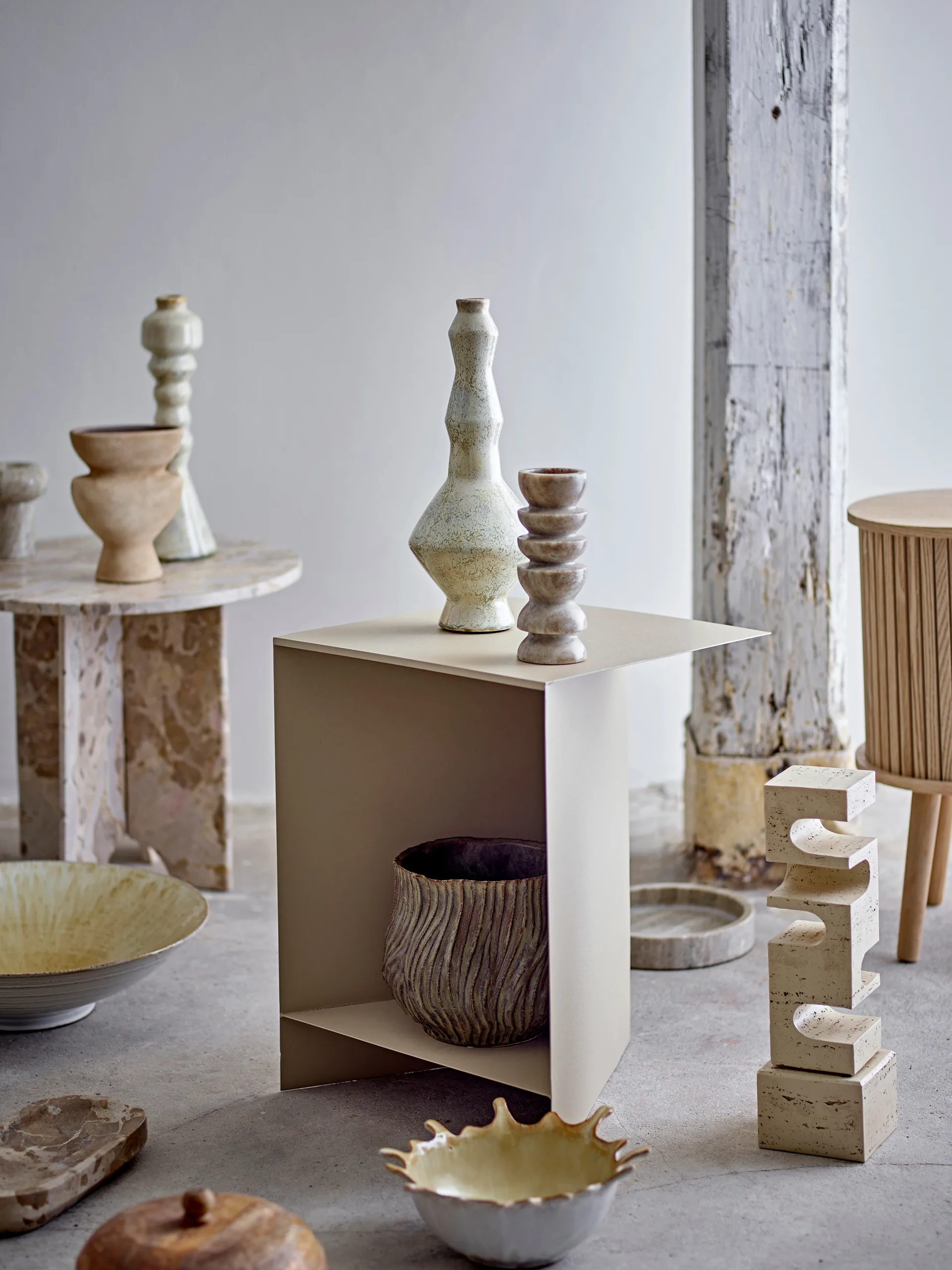 Tasha sidobord 35x45 cm, Natur Bloomingville