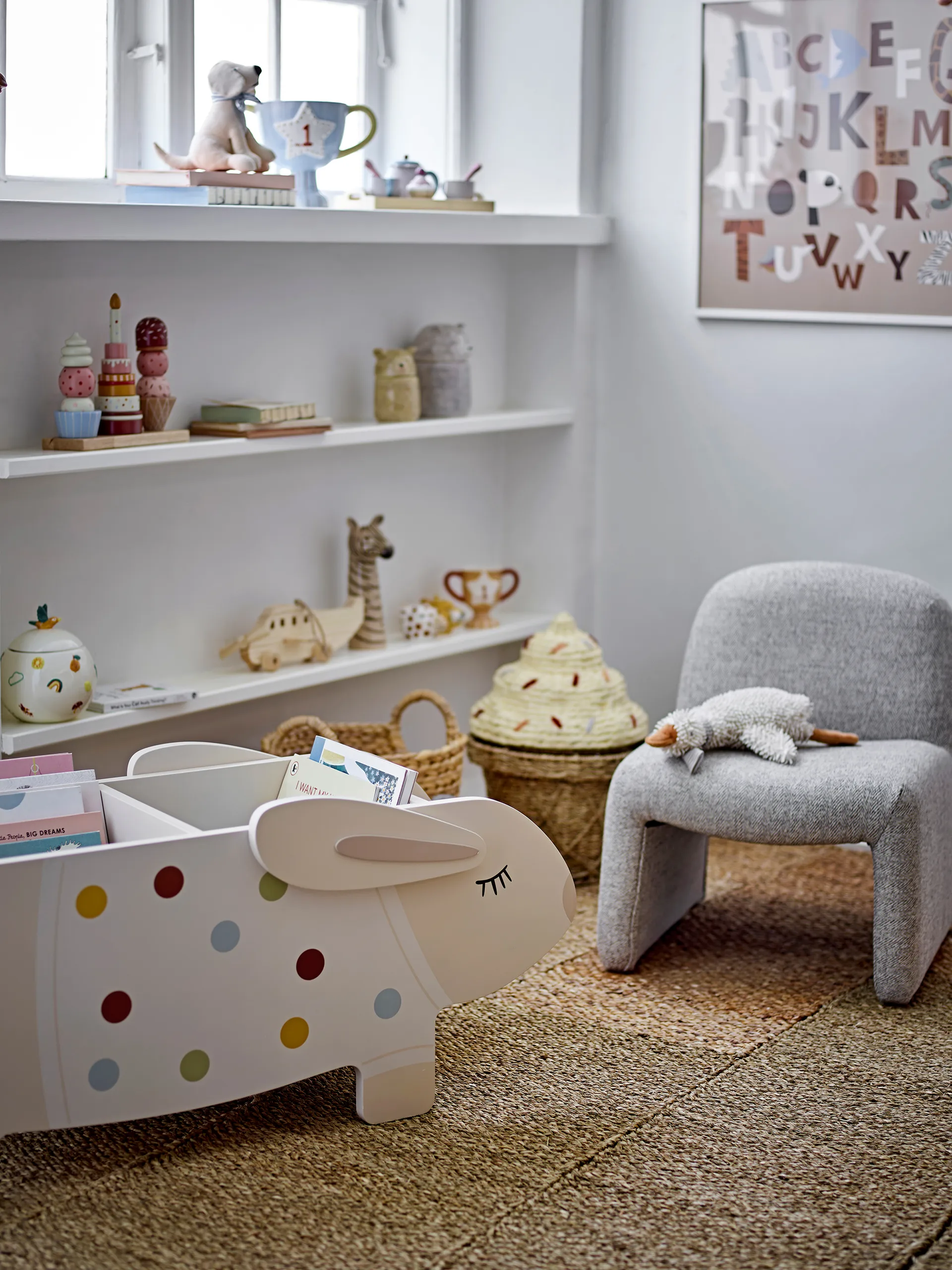 Villja bokställ 87x38 cm, Vit Bloomingville