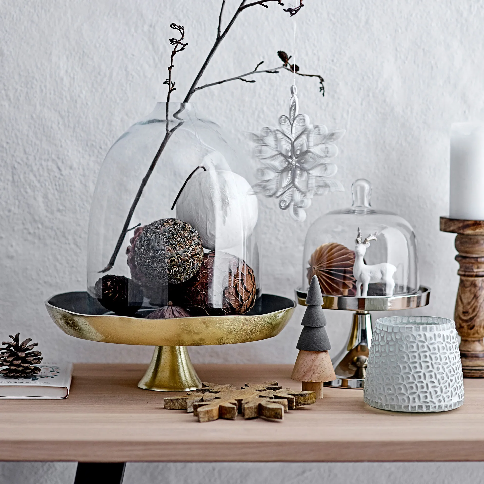 Zada Ornament eklöv julkula, Brun Bloomingville