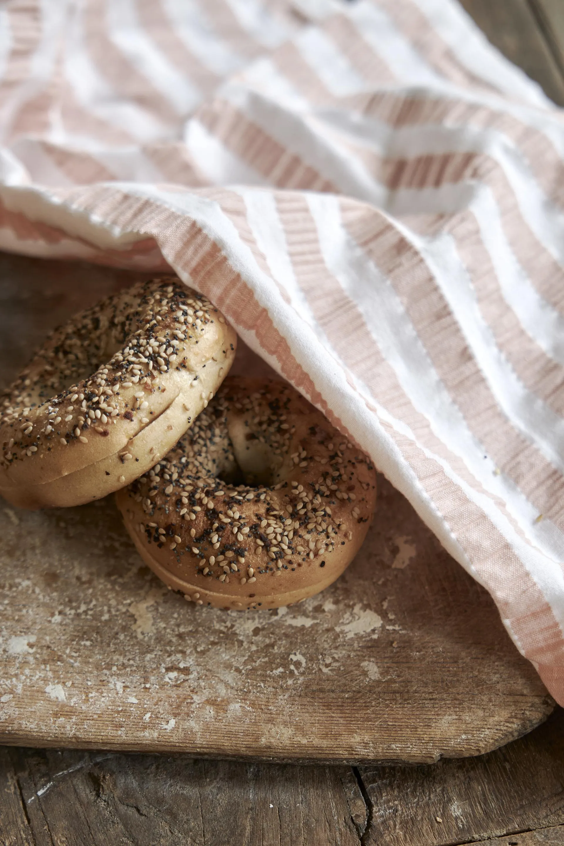 Alina kökshandduk 50x70 cm, Rosa-vit Boel & Jan