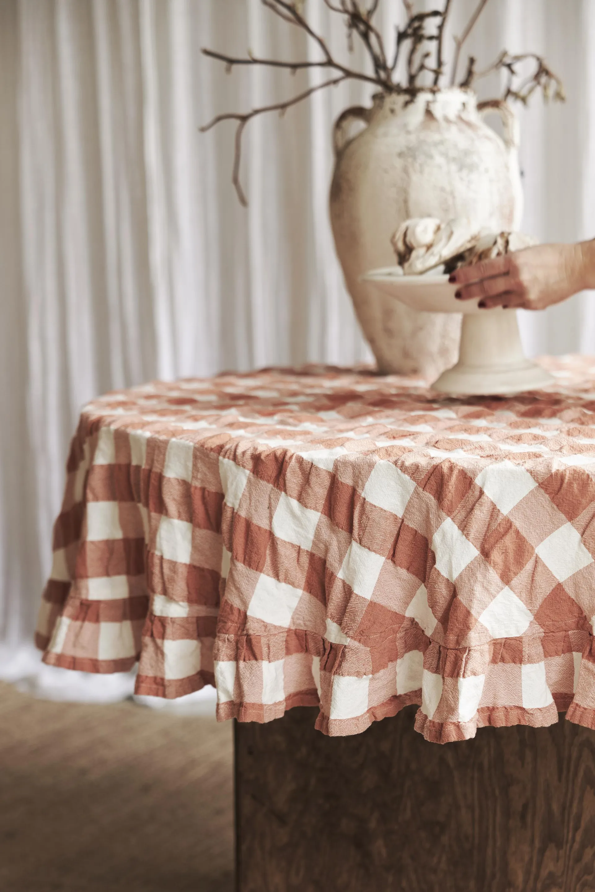 Kullavik bordsduk Ø170 cm, Rost-vit Boel & Jan