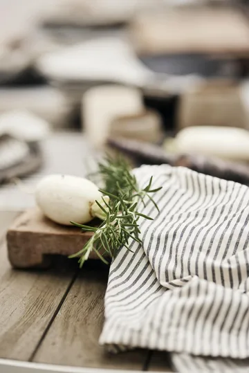 Sammie kökshandduk 50x70 cm - Svart-vit - Boel & Jan