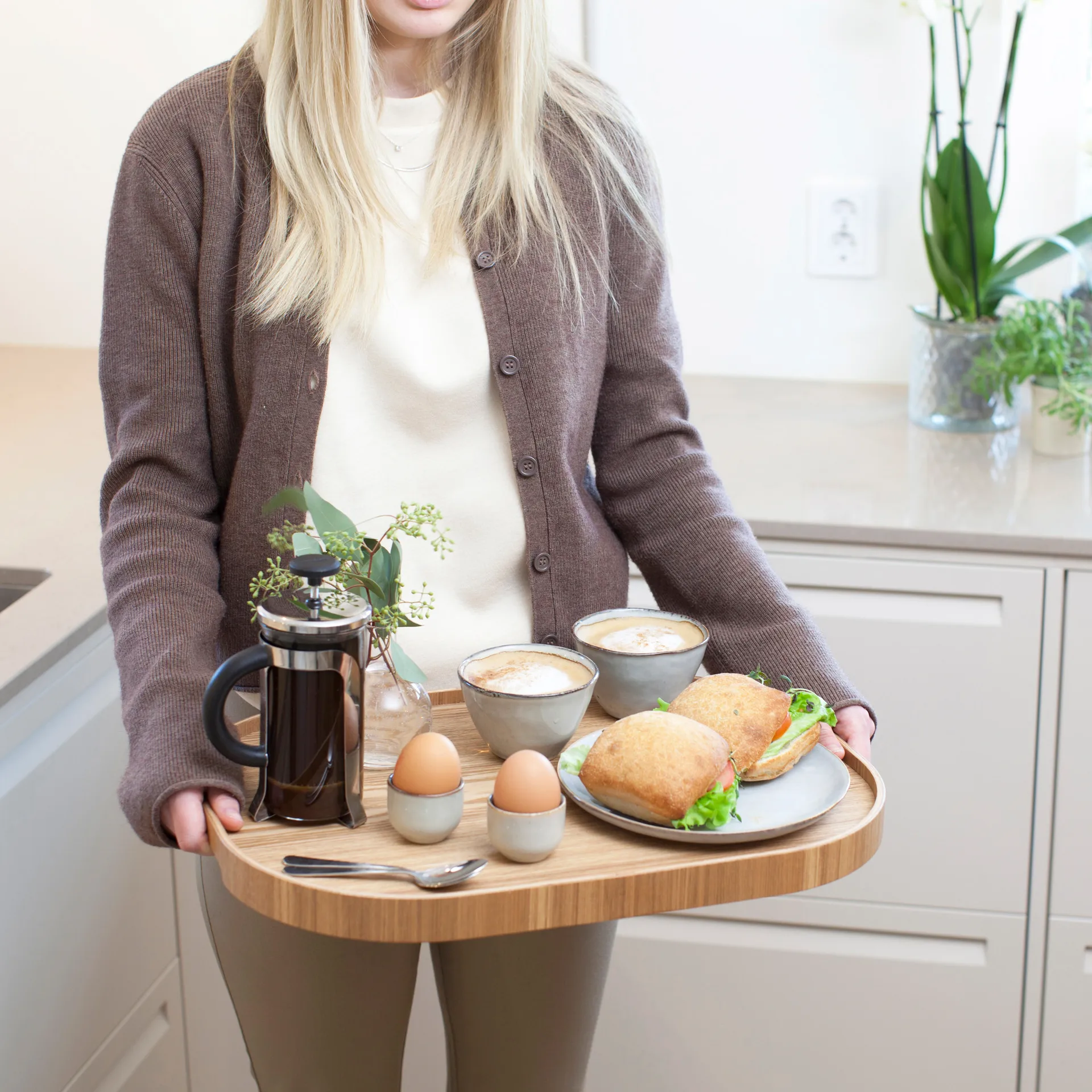 Bosign serveringsbricka curveline large 34x47 cm, Pil Bosign