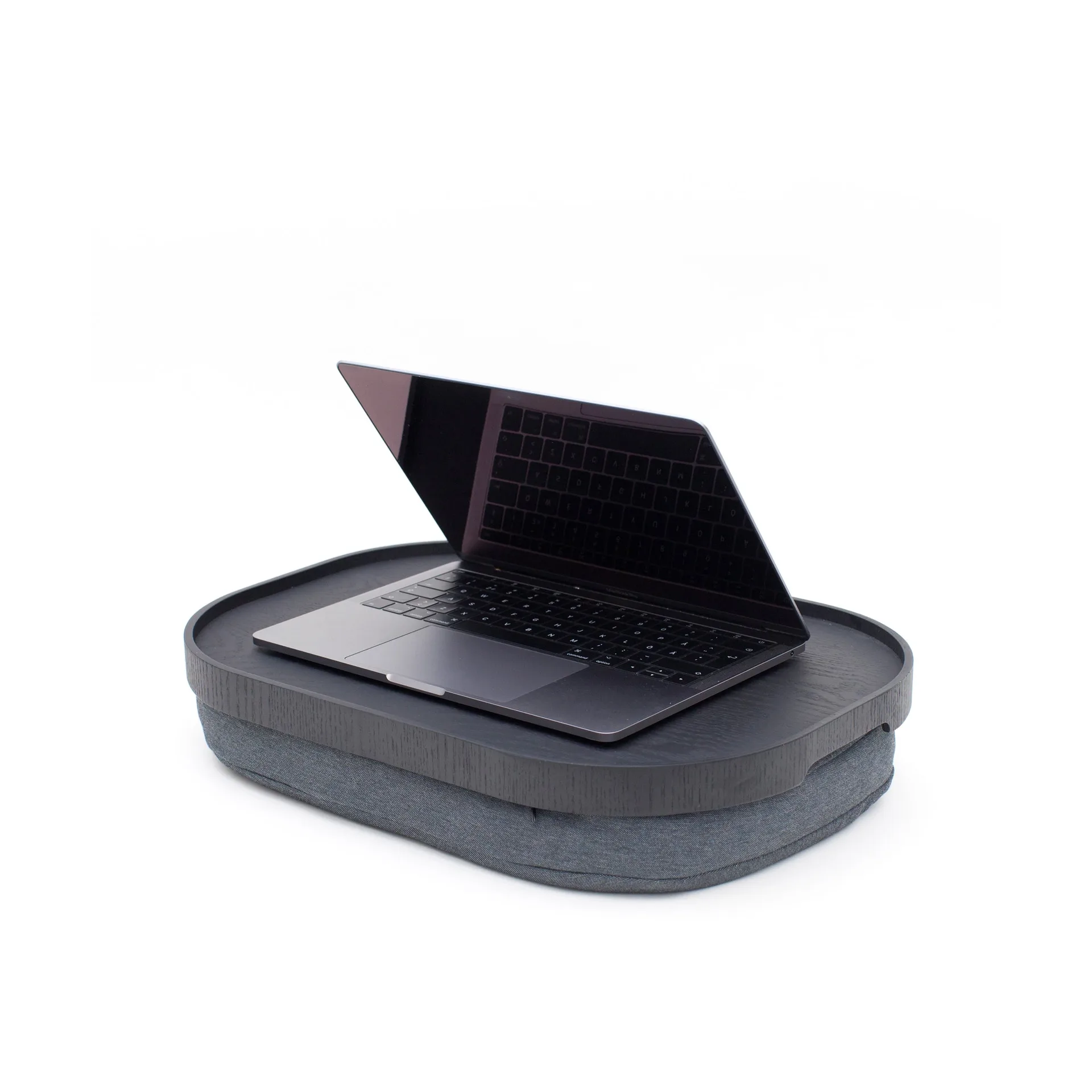 CurveLine™ anti-slip knäbricka 47x34 cm, Svart pilträ-grå Bosign