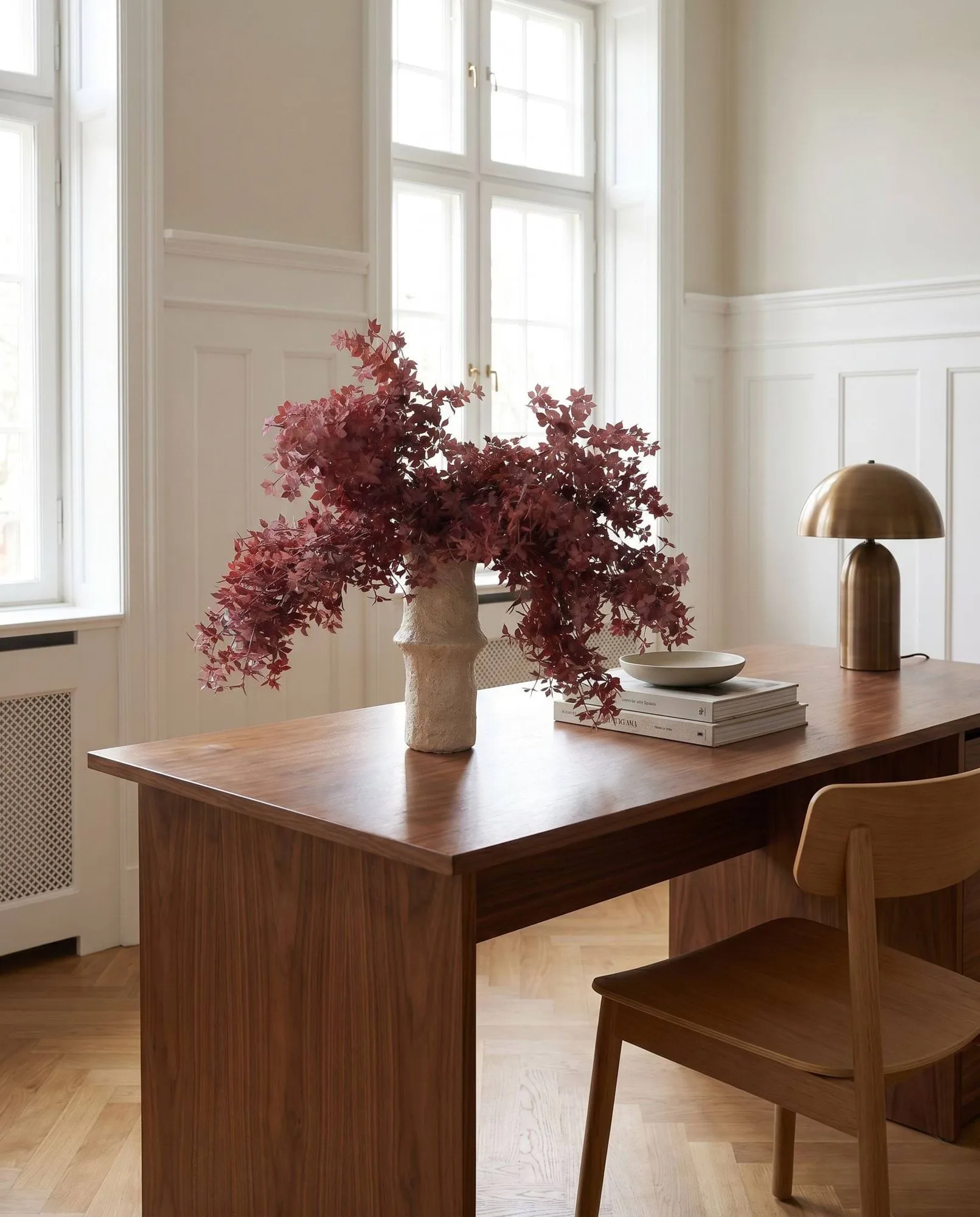Burgundy Maple Branch konstgjord bukett, 107 cm, 4 st Botané