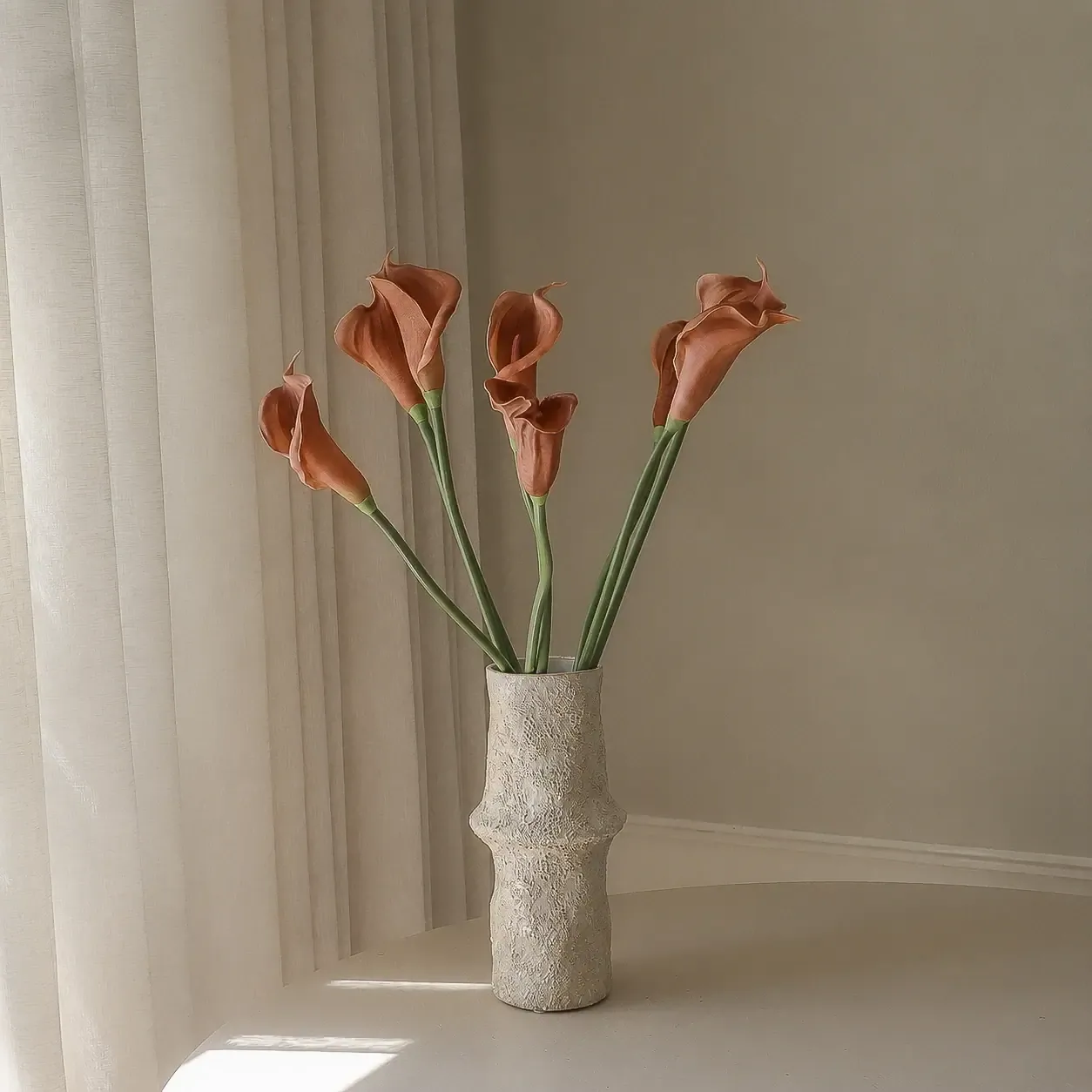 Kalla lilja konstgord bukett, Brun, 62 cm, 8 st Botané