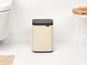 Bo avfallshink 4 L - Soft Beige - Brabantia