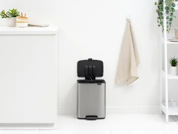 Bo pedalhink 12 L - Matt Steel Fingerprint Proof - Brabantia