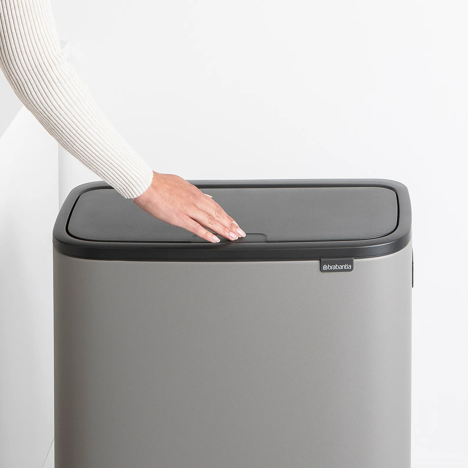 Bo touch bin high 60 L, Mineral concrete grey Brabantia