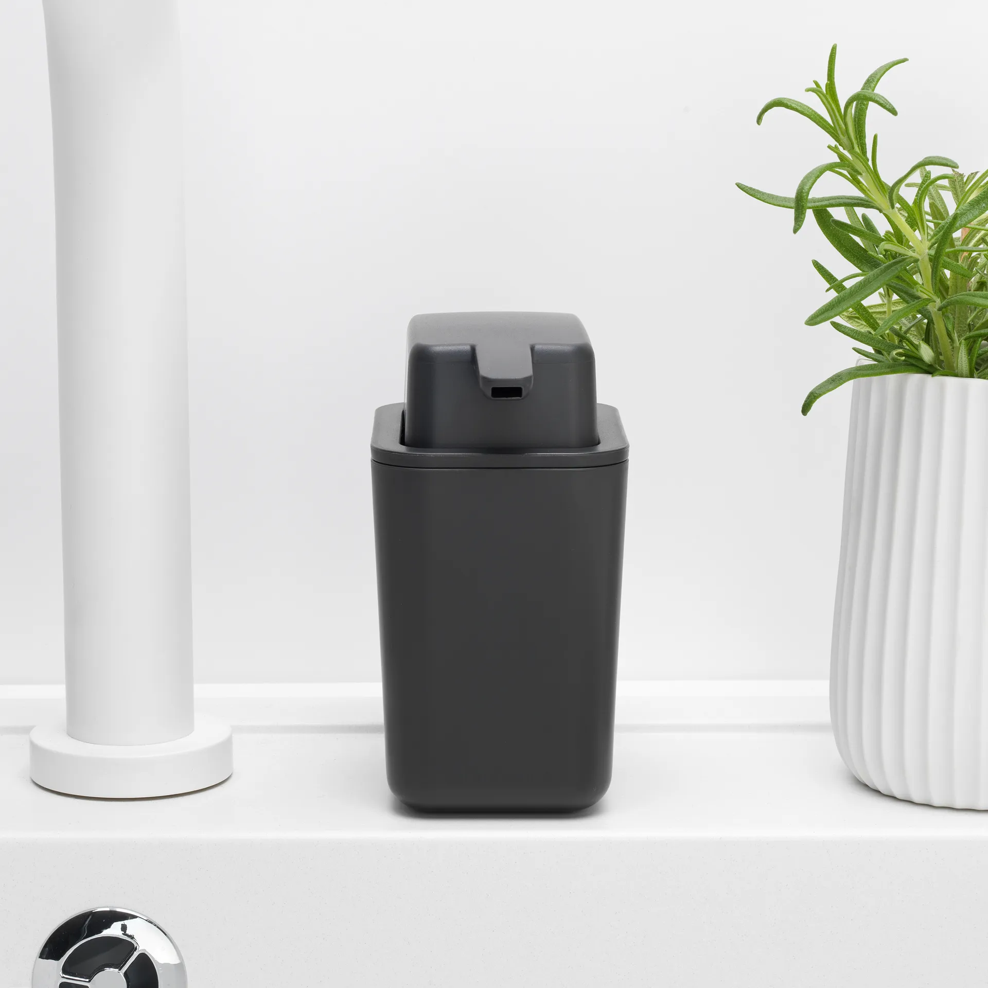 Brabantia tvålpump 11,5 cm, Mörkgrå Brabantia