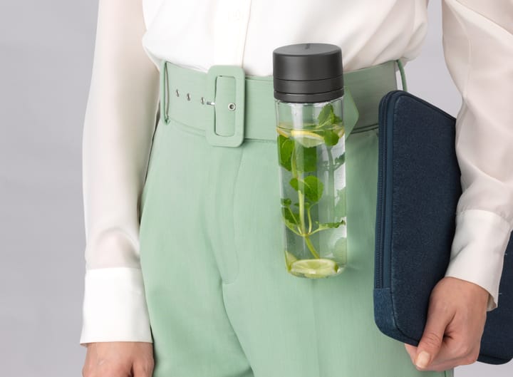 Make & Take vattenflaska med sil 0,5 L, Mörkgrå Brabantia