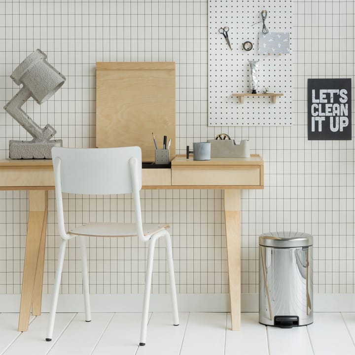New Icon pedalhink 12 liter, brilliant steel Brabantia