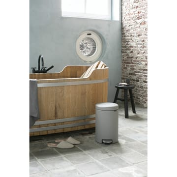 New Icon pedalhink 12 liter - Mineral concrete grey - Brabantia