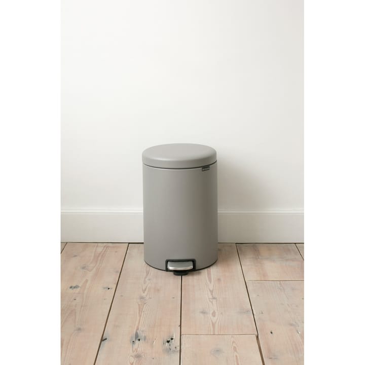 New Icon pedalhink 20 liter - Mineral concrete grey - Brabantia