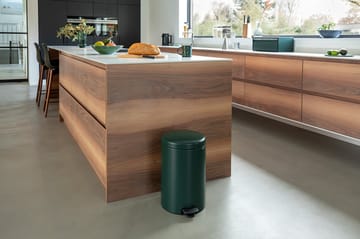 New Icon pedalhink 20 liter - Pine green - Brabantia