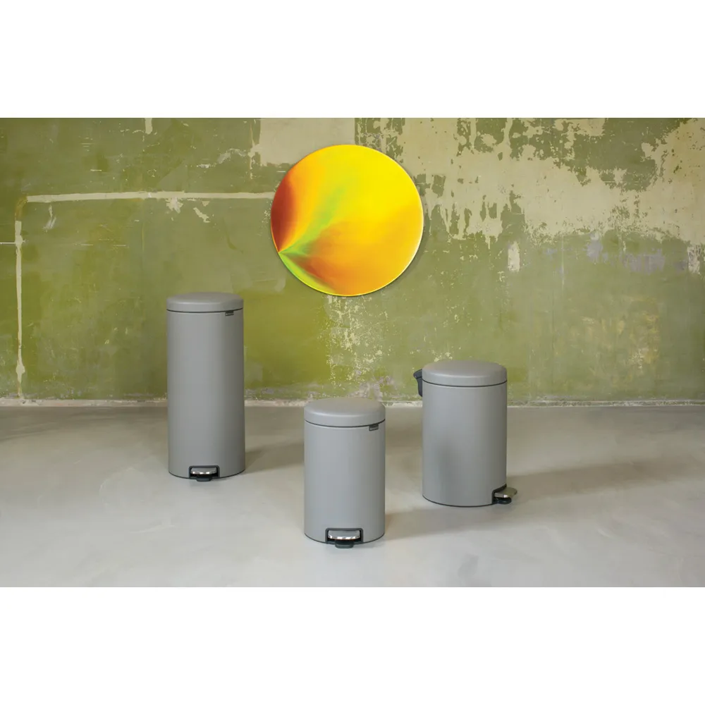 New Icon pedalhink 30 liter, Mineral concrete grey Brabantia