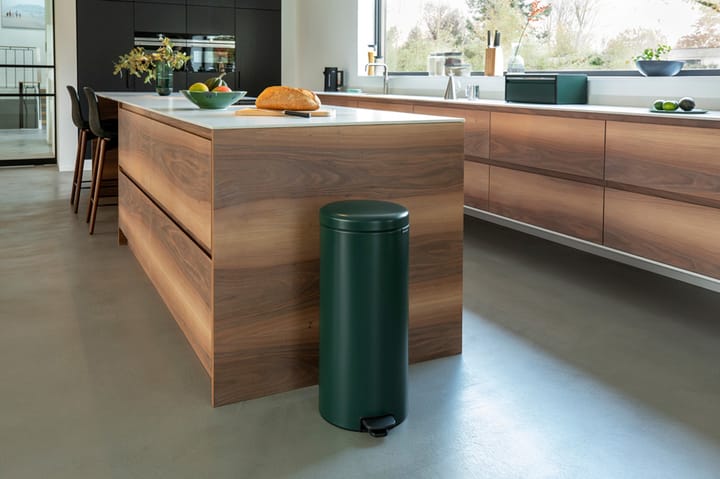 New Icon pedalhink 30 liter, Pine green Brabantia