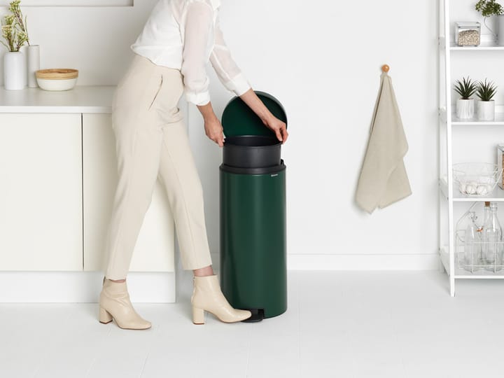 New Icon pedalhink 30 liter, Pine green Brabantia