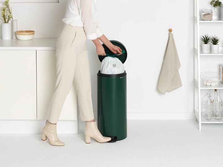 New Icon pedalhink 30 liter, Pine green Brabantia