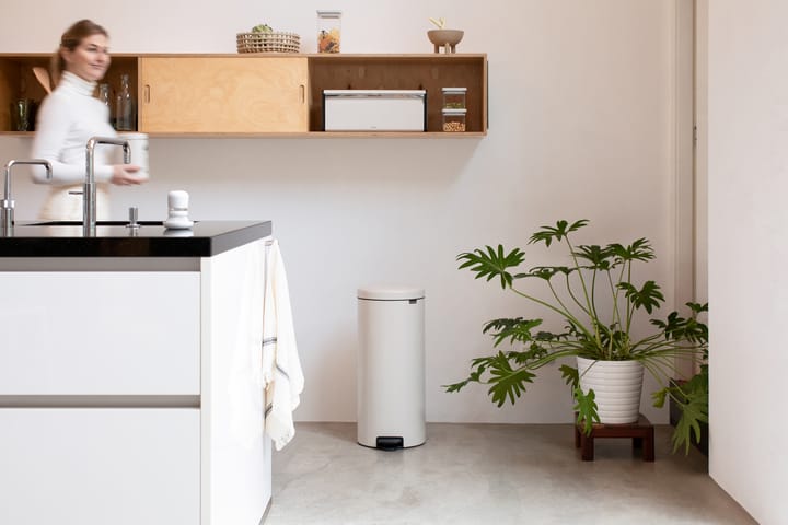 New Icon pedalhink 30 liter, Soft beige Brabantia
