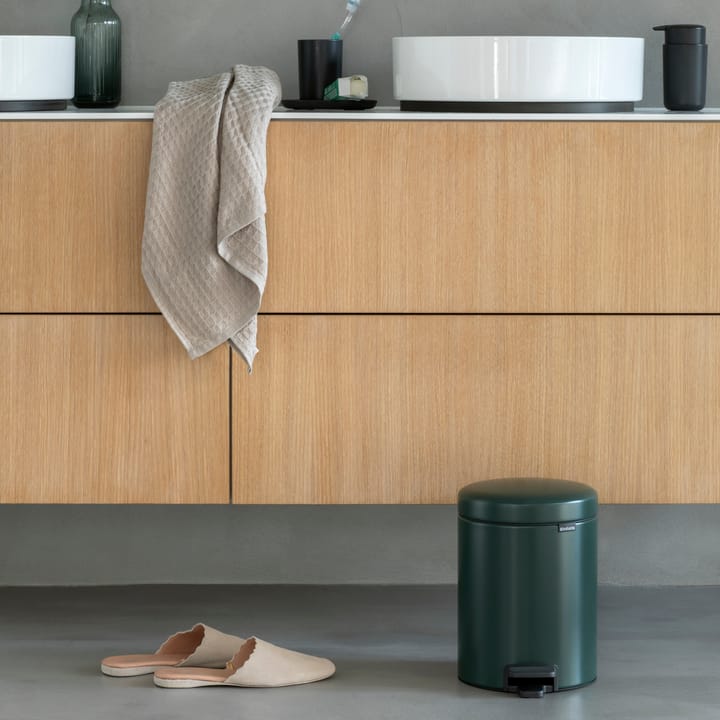 New Icon pedalhink 5 liter, Pine green Brabantia