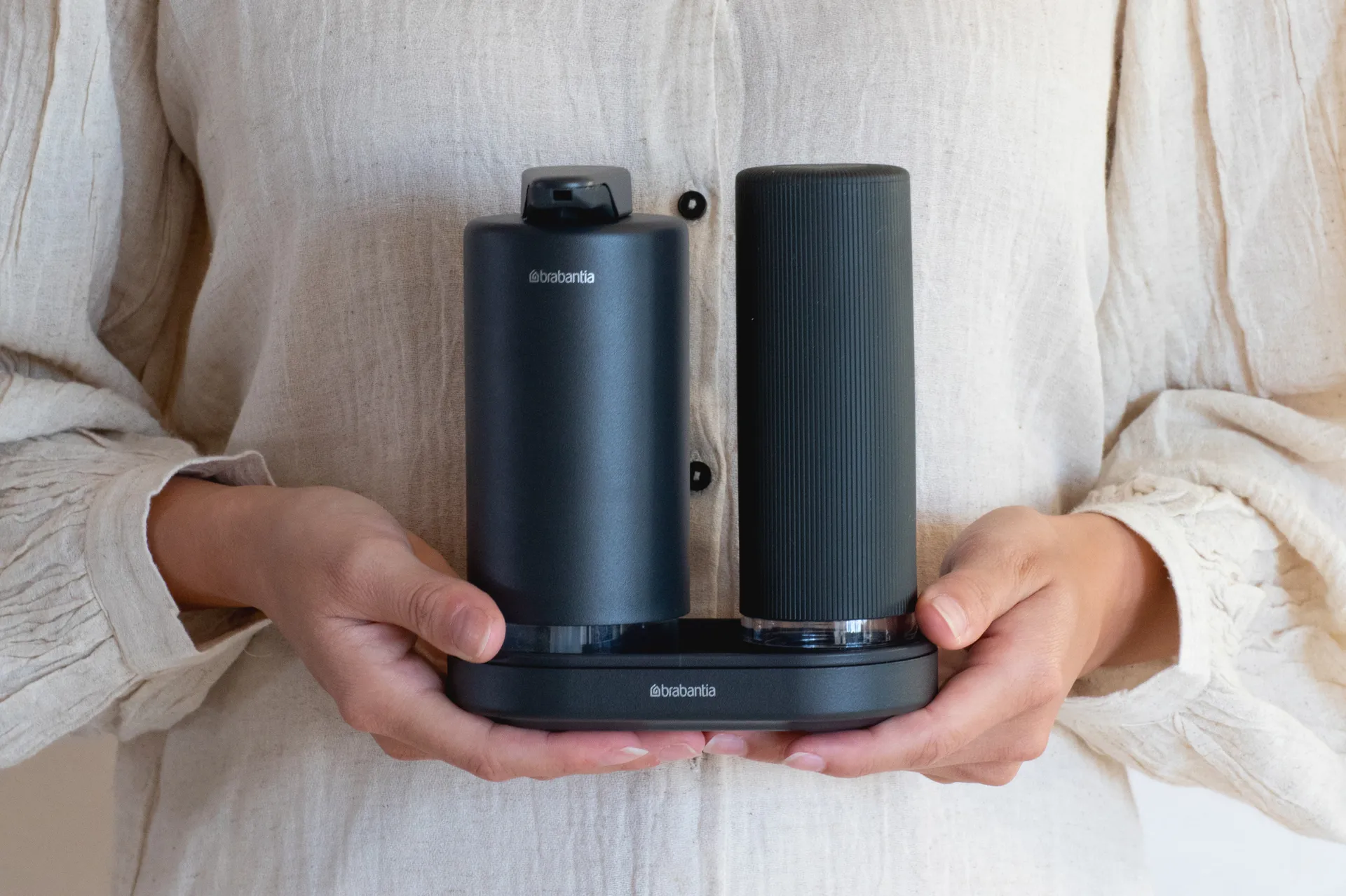 SinkStyle tvålpump/diskmedelsdispenser set, Mineral Infinite Grey Brabantia