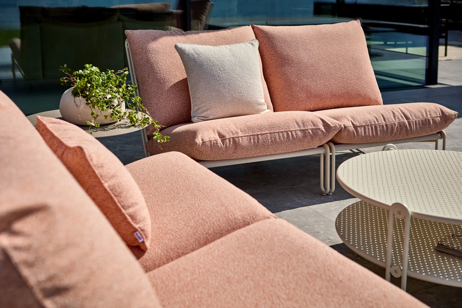 Blixt loungefåtölj, Pearl white-teddy orange Brafab