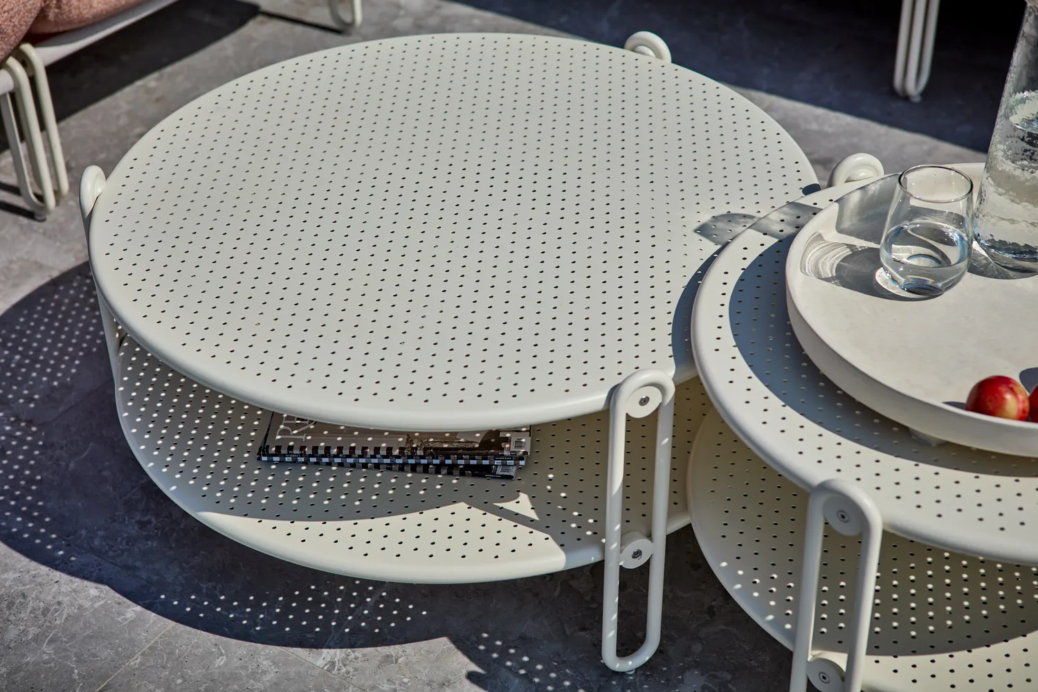 Blixt soffbord, Pearl white, Ø65 cm Brafab