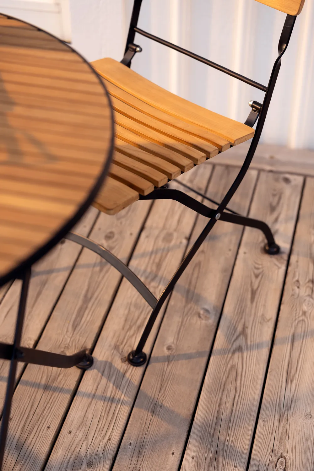 Brewer matstol, Svart-teak Brafab