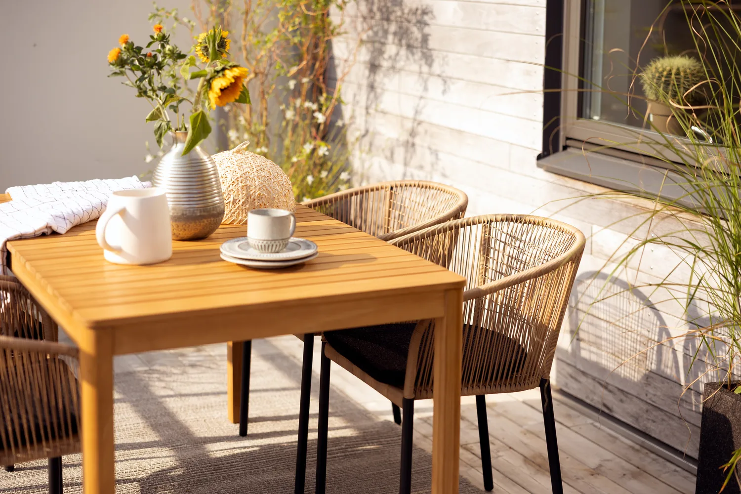 Delta karmstol, Svart-natur Brafab