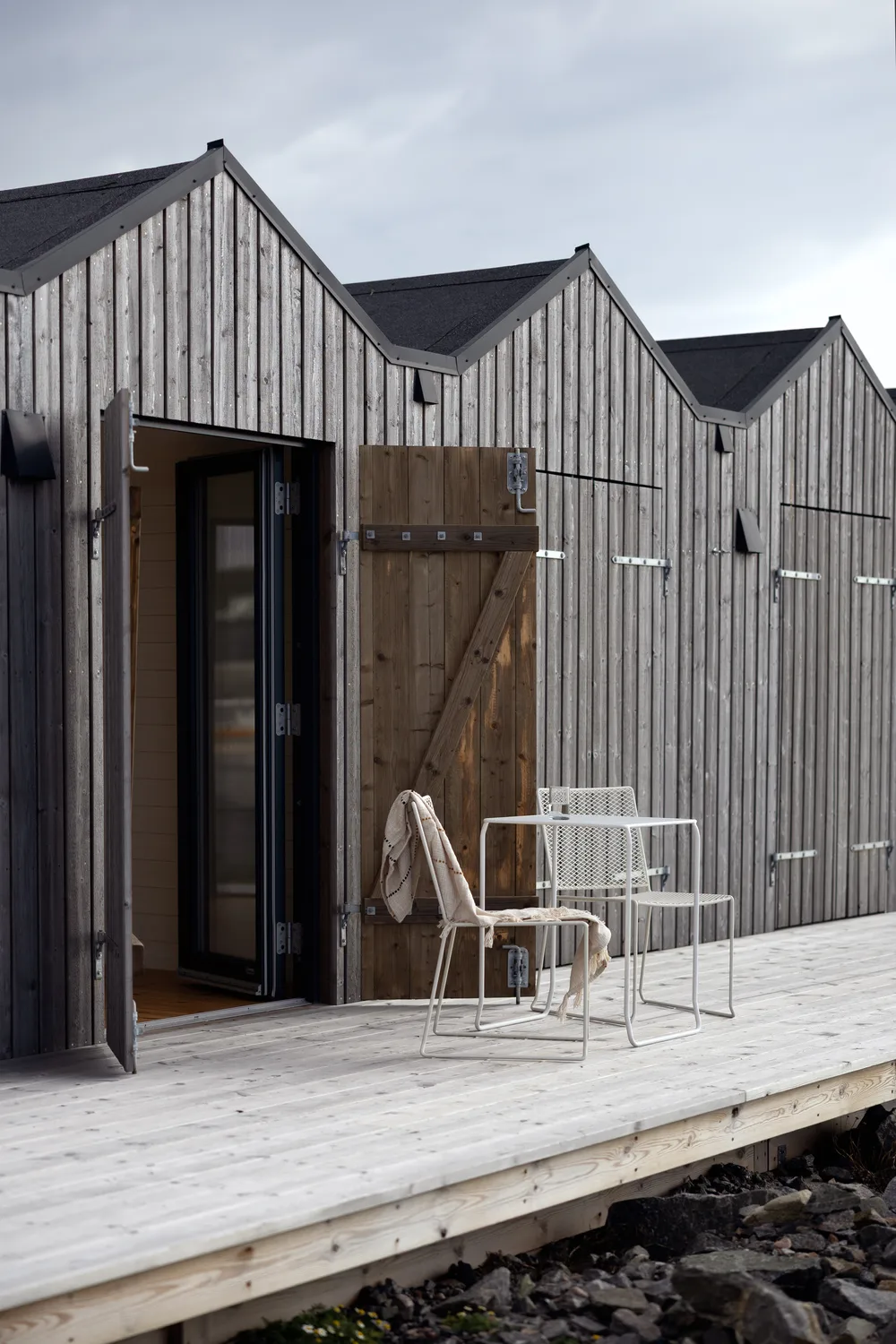 Haru matstol, Pearl white Brafab